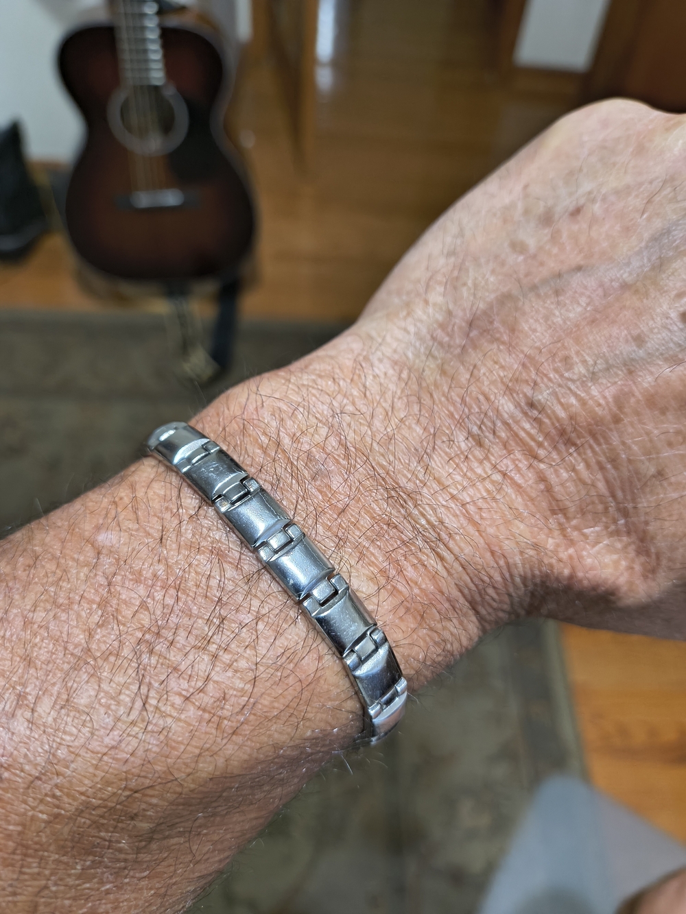 Sabona  8.5" Silver Magnetic Men’s Bracelet - Slim Link Design